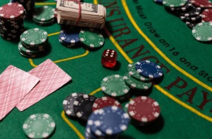 Casino-style and sports sections arranged in one clear platform view